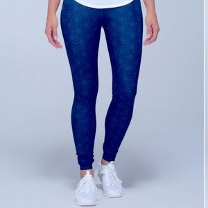 Lululemon rare blue yoga leggings size 2